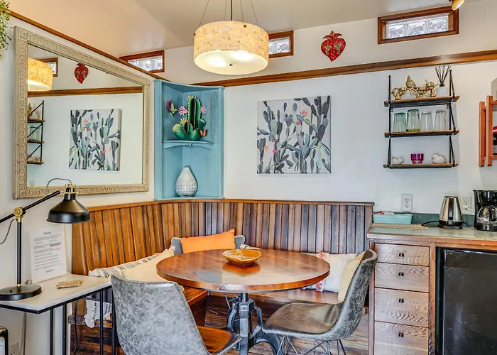 Apartment Casita Colibri: Lovely, Romantic Retreat *